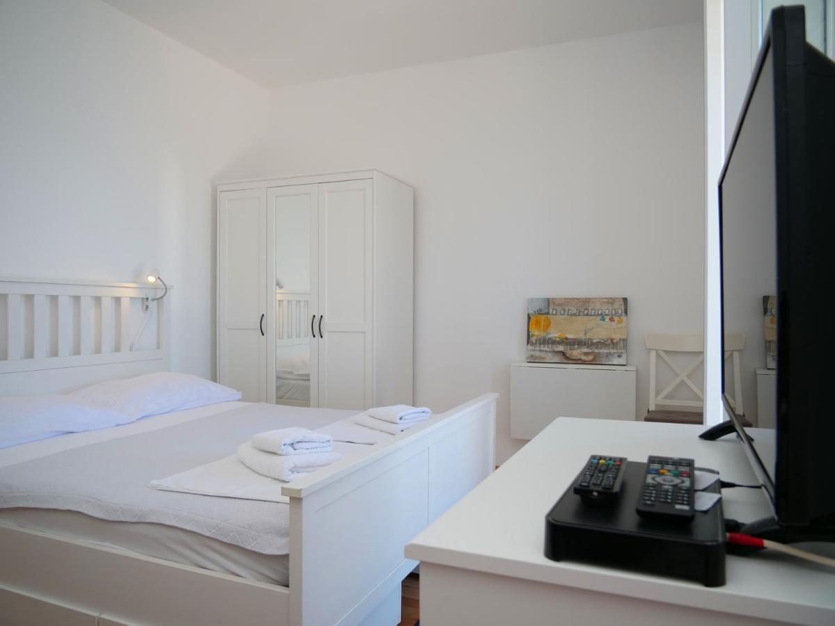 Apartmani Smilja Primošten Exteriér fotografie